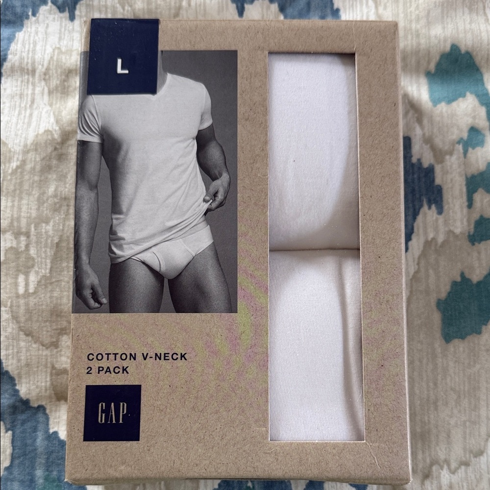 GAP Men's White Cotton V-Neck Undershirts 2 Pack